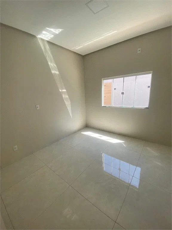 Casa à venda com 3 suítes em Açucena, Balsas, MA