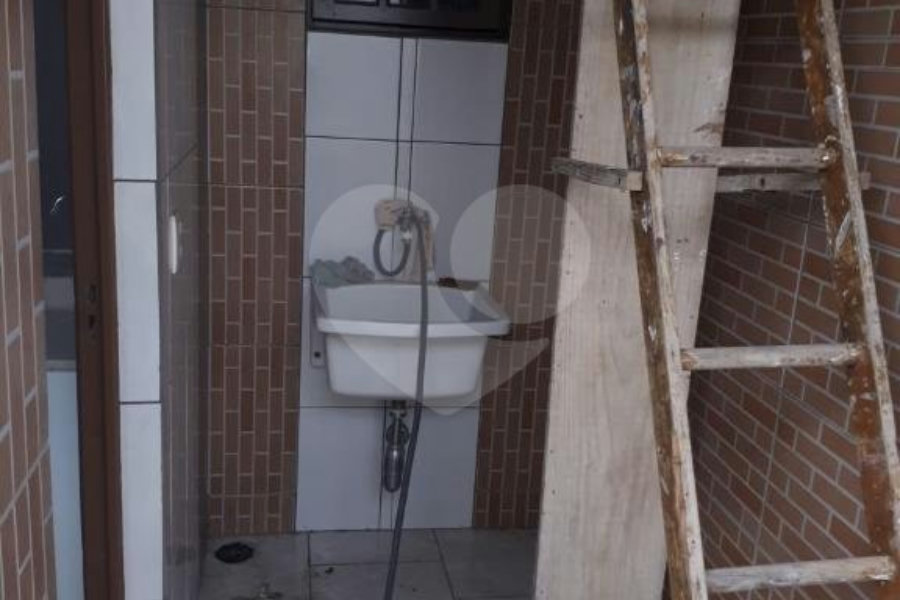 Sobrado à venda com 2 quartos em Tremembé, São Paulo, SP