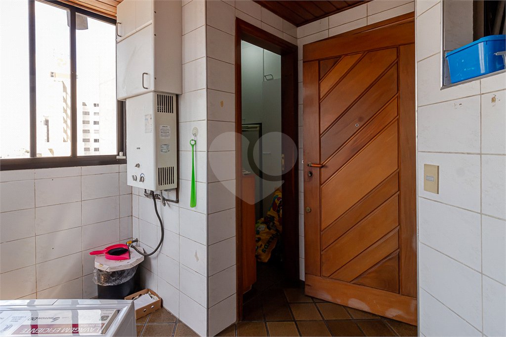 Apartamento à venda com 3 suítes em Aclimação, São Paulo, SP