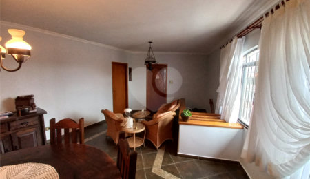 Sobrado à venda com 3 quartos, sendo 1 suíte,  em Jardim Umarizal, São Paulo, SP