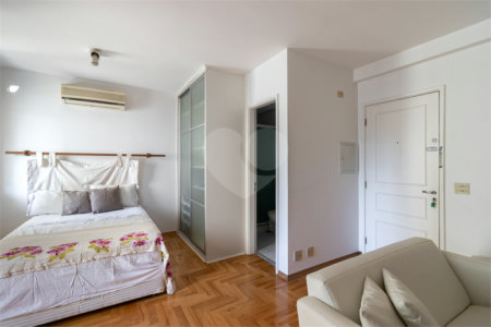 Apartamento à venda ou para alugar com 1 suíte em Pinheiros, São Paulo, SP