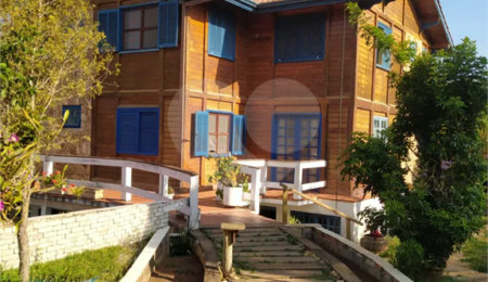 Casa à venda com 7 quartos, sendo 3 suítes,  em Fazenda Marajoara, Campo Limpo Paulista, SP