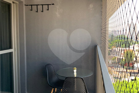 Apartamento à venda ou para alugar com 1 suíte em Cerqueira César, São Paulo, SP