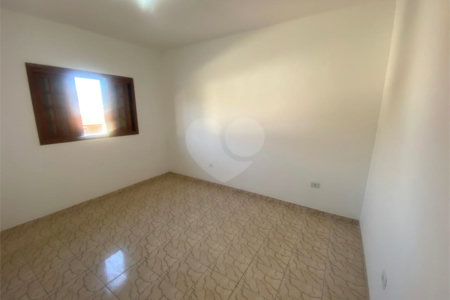 Casa à venda com 3 quartos, sendo 1 suíte,  em Vila Nova Cintra, Mogi das Cruzes, SP