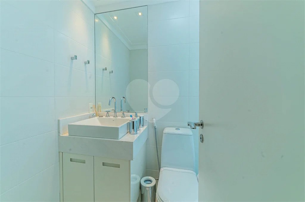 Apartamento para venda no condomínio Piazza Suprema - Praça Visconde de Souza Fontes