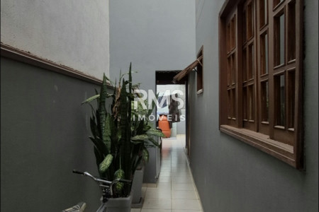 Casa à venda com 3 quartos, sendo 1 suíte, em Cond. Vila Aldea de Espana, Itu - SP