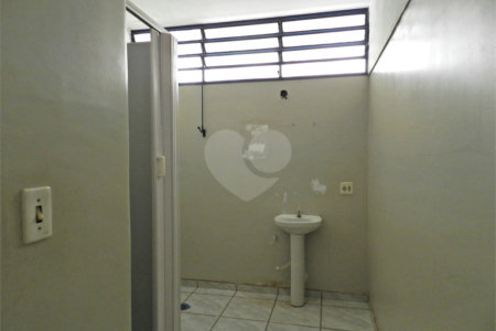 Casa à venda com 3 quartos, sendo 1 suíte,  em Jardim Sumaré, Ribeirão Preto, SP