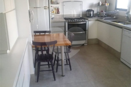Apartamento à venda com 4 suítes em Vila Morumbi, São Paulo, SP