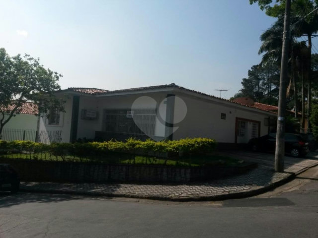 Sobrado à venda com 15 quartos, sendo 3 suítes,  em Tucuruvi, São Paulo, SP