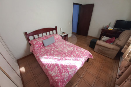 Casa Térrea à venda com 3 quartos em Jardim Maria Virginia, São Paulo, SP