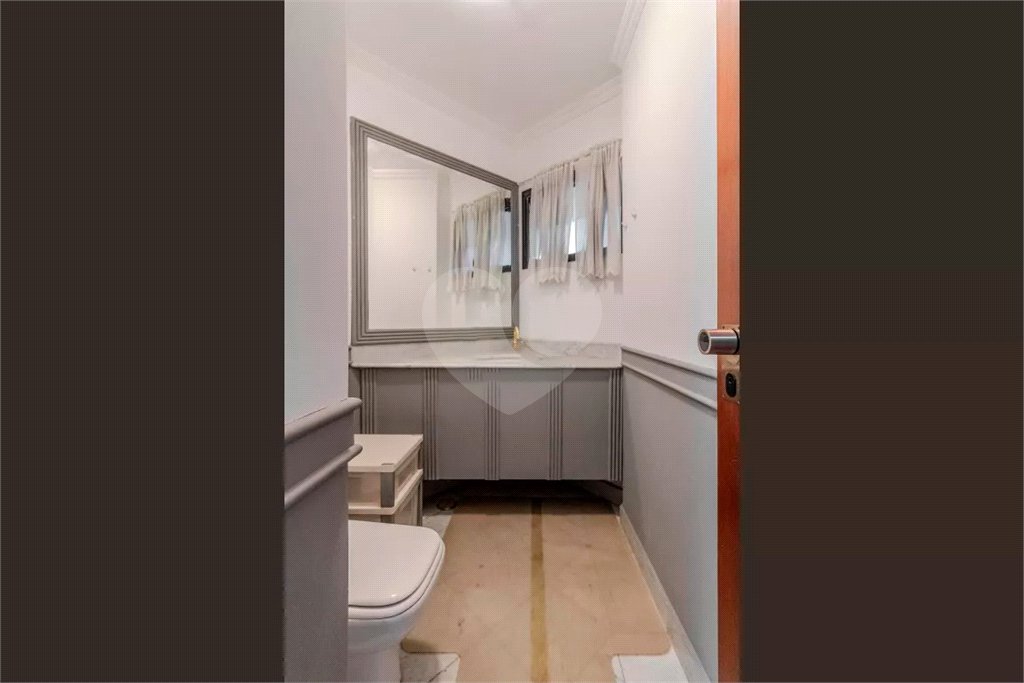 Apartamento à venda com 4 quartos, sendo 2 suítes, em Paraíso do Morumbi, São Paulo, SP
