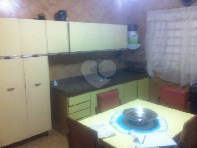 Sobrado à venda com 2 quartos em Santana, São Paulo, SP