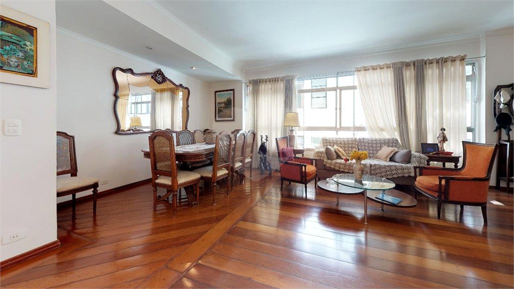 Apartamento à venda com 3 quartos, sendo 1 suíte, em Santa Cecília, São Paulo, SP
