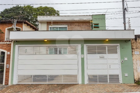 Casa á venda - Saúde alto padrão
