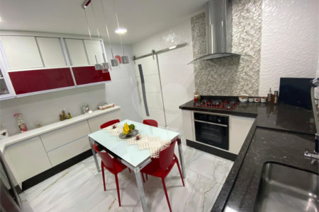 Sobrado à venda com 3 quartos em Vila Mendes, São Paulo, SP