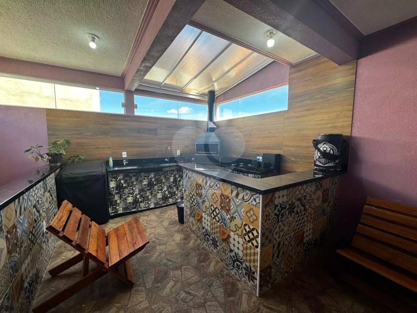 Casa à venda com 3 quartos, sendo 1 suíte, em Vila Maria Isabel, Itapetininga, SP