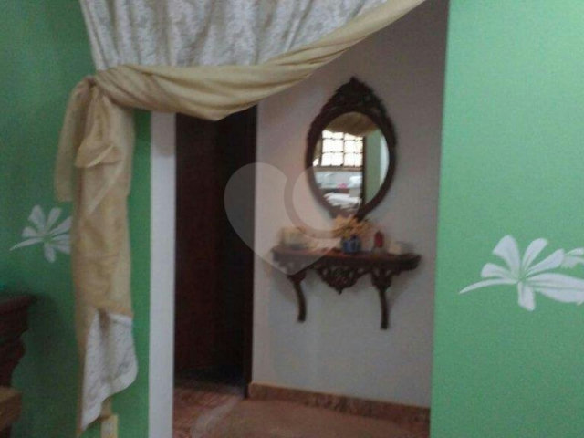 Casa Térrea à venda com 3 quartos, sendo 2 suítes,  no Centro, Águas de Santa Bárbara, SP