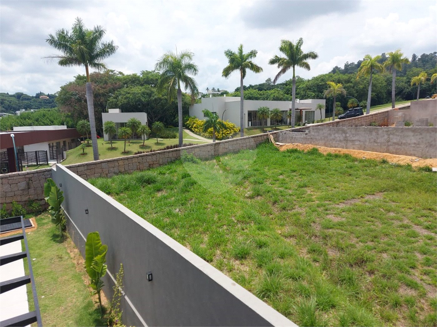 Terreno à venda no condomínio Residencial Arboretum, Vinhedo - SP