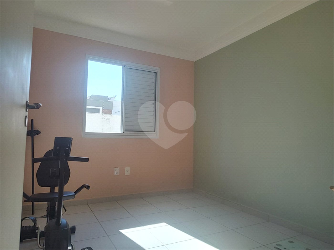 Apartamento à venda com 3 quartos, sendo 1 suíte, em Jardim Piratininga, Sorocaba, SP
