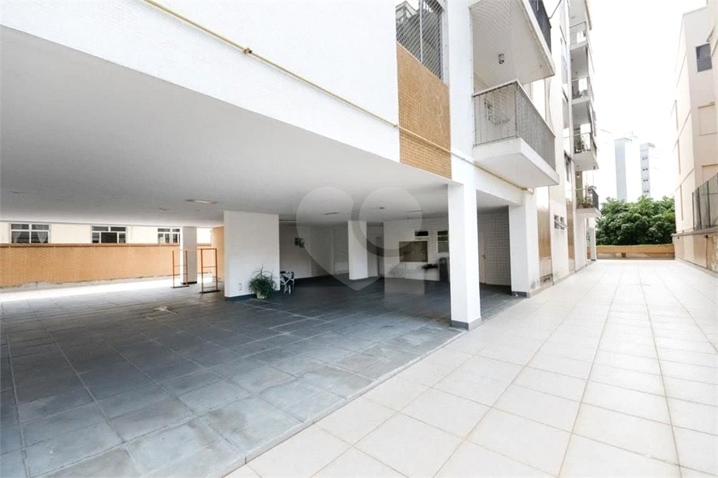 Apartamento à venda com 2 quartos, sendo 1 suíte,  em Tijuca, Rio de Janeiro, RJ