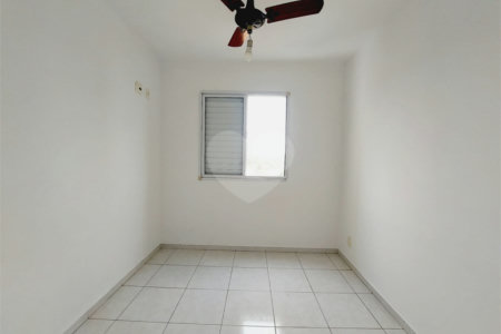 Apartamento à venda ou para alugar com 2 quartos em Vila Anastácio, São Paulo, SP