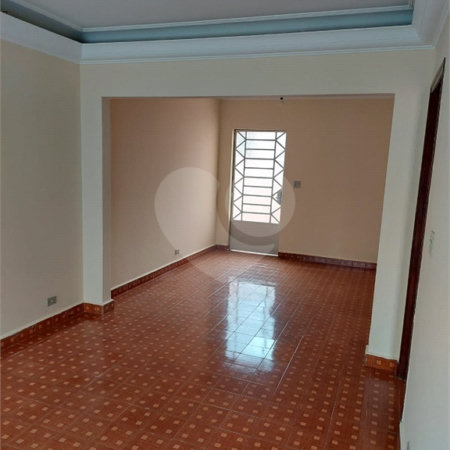 Sobrado à venda com 3 quartos em Vila Gumercindo, São Paulo, SP
