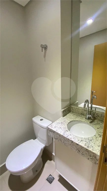 Apartamento para alugar com 2 suítes em Piracicaba.