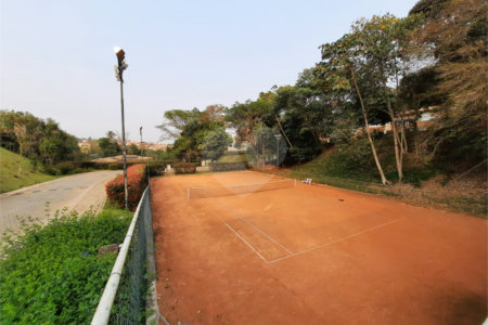 Casa à venda com 3 suítes no condomínio Ecovillagio, São Roque - SP
