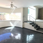 Casa à venda com 4 suítes no condomínio Estância Marambaia, Vinhedo - SP
