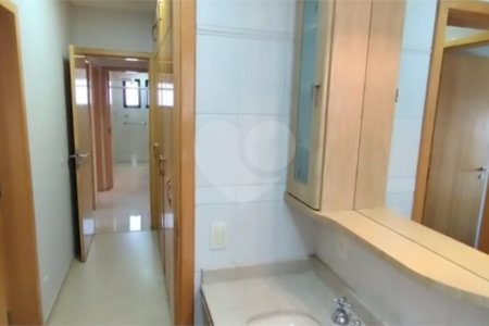 Apartamento à venda com 3 quartos, sendo 1 suíte, em Vila Gomes Cardim, São Paulo, SP