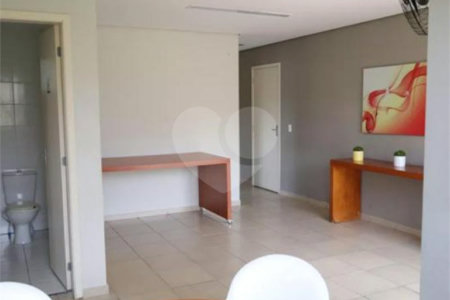 Apartamento à venda com 2 quartos, sendo 1 suíte,  em Interlagos, São Paulo, SP
