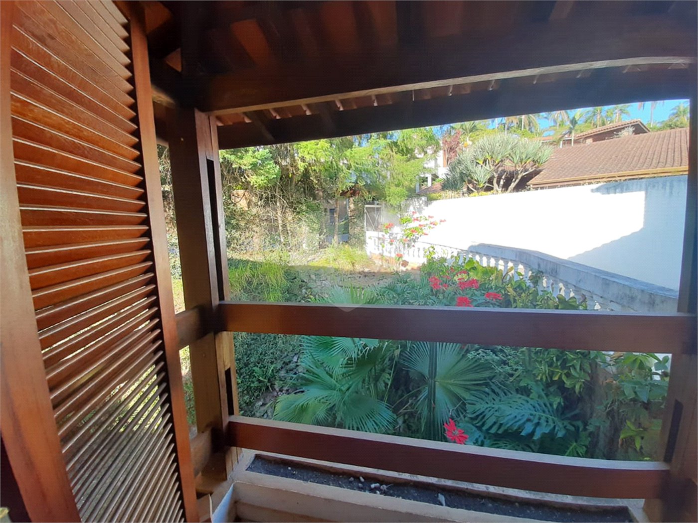 Casa à venda com 5 quartos, sendo 1 suíte, no condomínio Alpes de Mairiporã, Mairiporã - SP