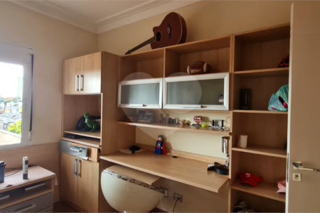 Sobrado à venda com 4 quartos, sendo 1 suíte, em Jabaquara, São Paulo, SP