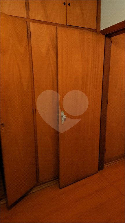 Sobrado à venda com 3 quartos, sendo 1 suíte, em Cidade Monções, São Paulo, SP