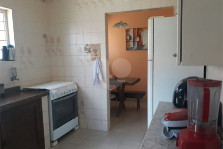 Casa à venda ou para alugar com 3 quartos, sendo 1 suíte, em Jardim Maria Trindade, São Roque, SP