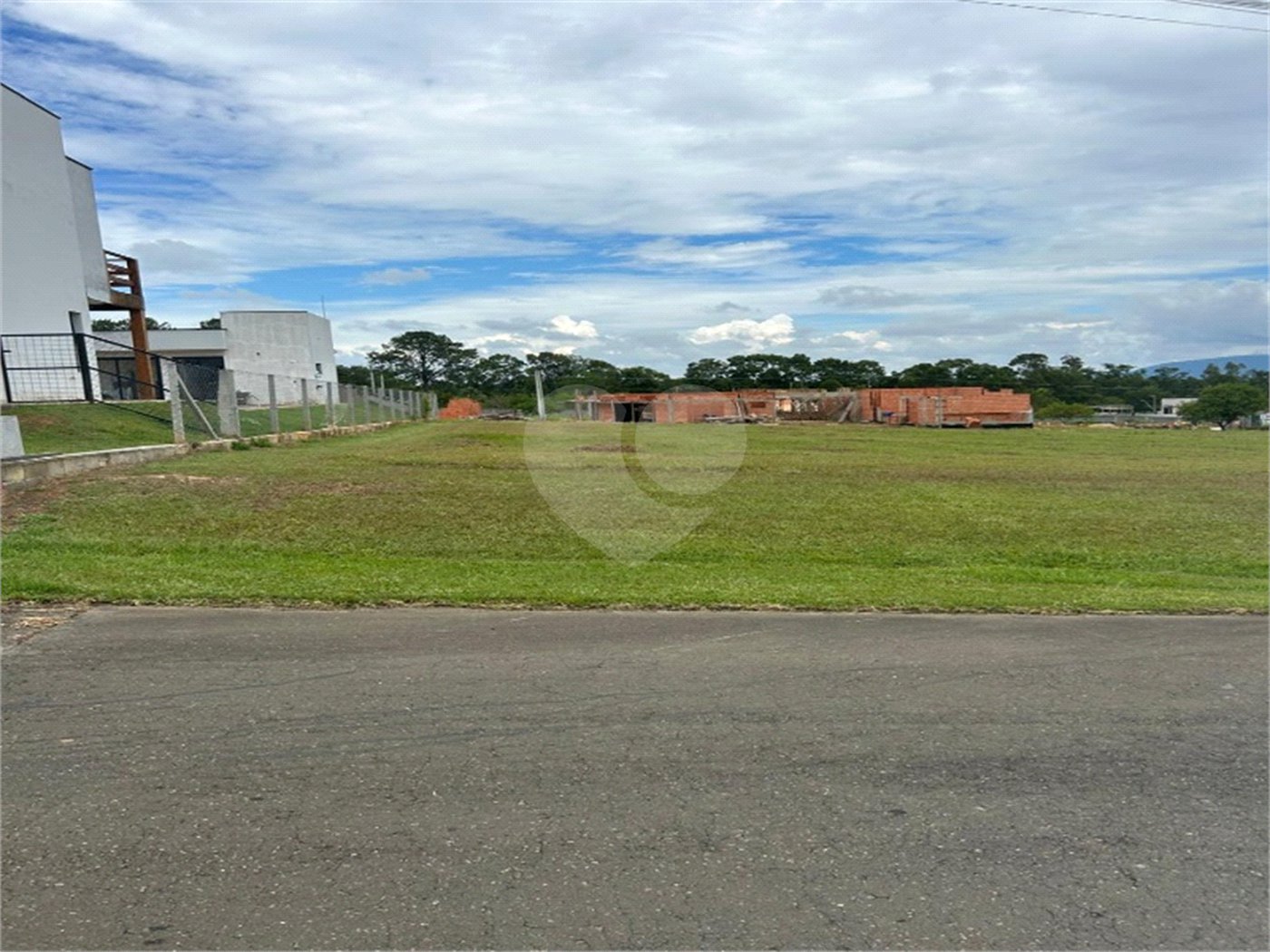 Terreno à venda no condomínio Residencial Dacha, Sorocaba - SP