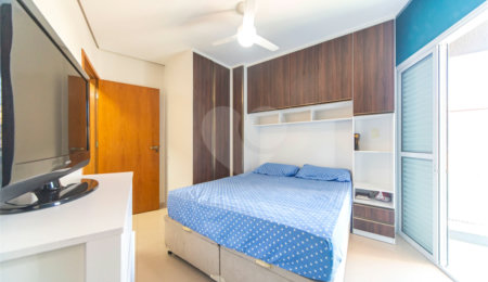 Sobrado à venda ou para alugar com 3 quartos, sendo 2 suítes,  em Vila Linda, Santo André, SP