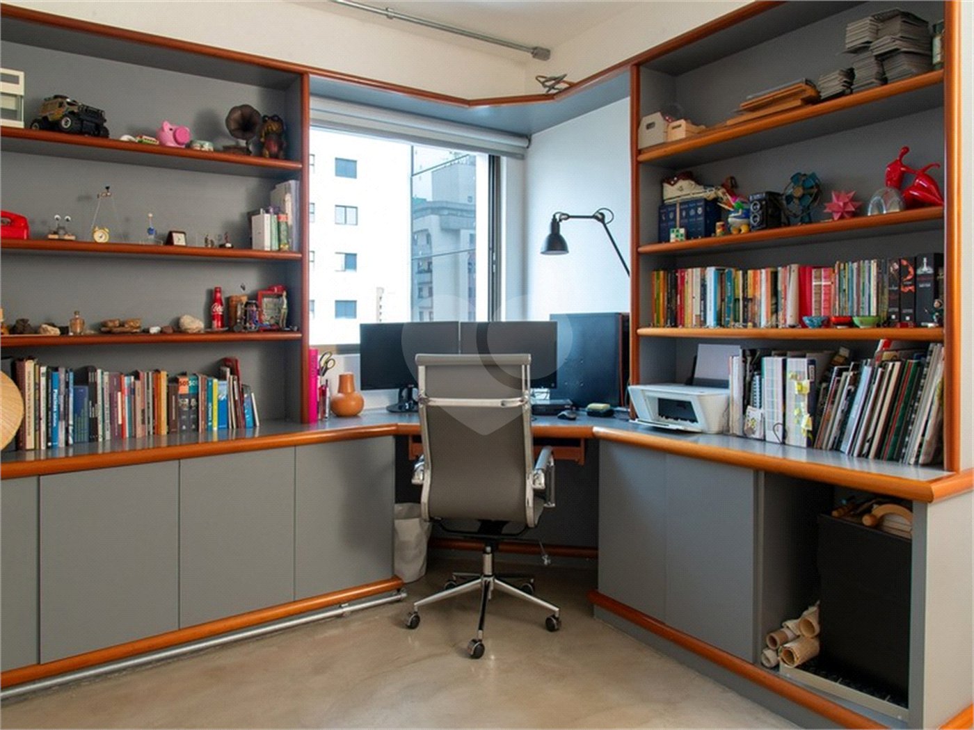 Apartamento à venda com 3 quartos, sendo 2 suítes,  em Campo Belo, São Paulo, SP