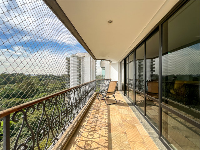 Apartamento à venda ou para alugar com 4 suítes em Alto da Boa Vista, São Paulo, SP
