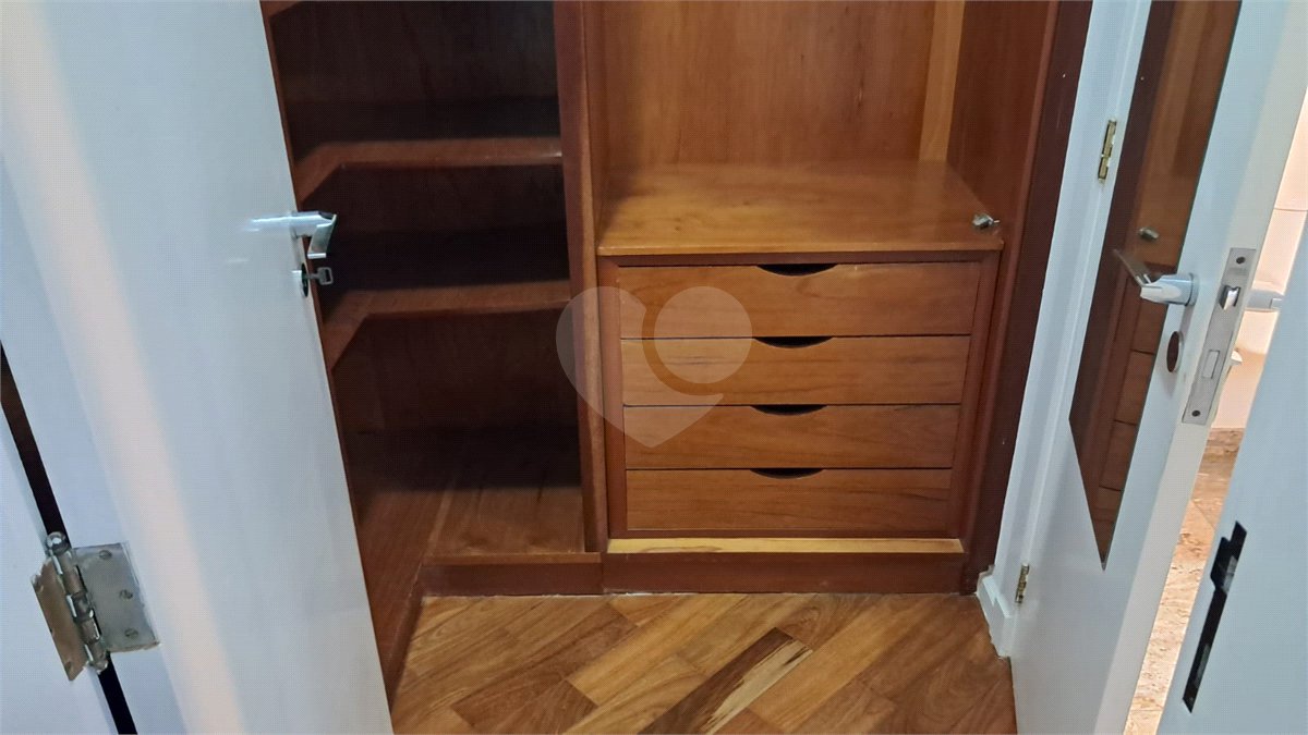 Apartamento à venda ou para alugar com 4 suítes em Santo Amaro, São Paulo, SP