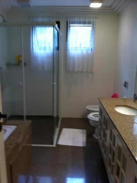 Apartamento à venda com 4 suítes em Real Parque, São Paulo, SP
