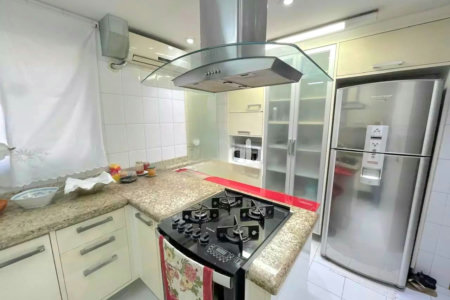Apartamento com 2 dormitórios à venda, 110 m² por R$ 1.150.000,00 - Gonzaga - Santos/SP