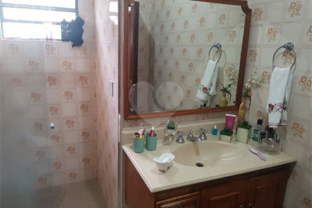 Sobrado à venda com 3 quartos, sendo 1 suíte, em Campo Grande, São Paulo, SP