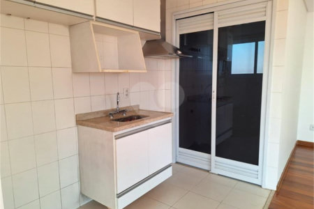 Cobertura à venda com 2 quartos, sendo 1 suíte, em Pinheiros, São Paulo, SP