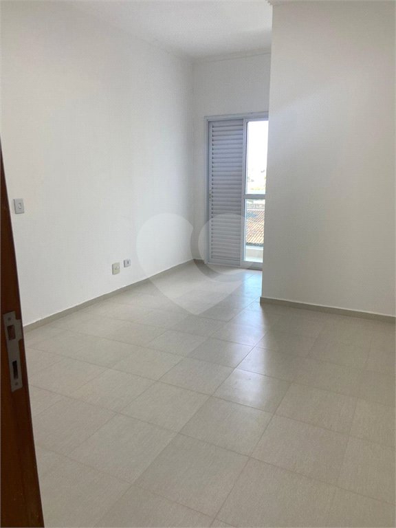 Sobrado à venda com 3 quartos, sendo 1 suíte,  em Vila Pires, Santo André, SP