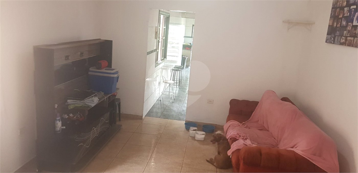 Sobrado à venda com 3 quartos, sendo 1 suíte, em Vila Nova Cachoeirinha, São Paulo, SP