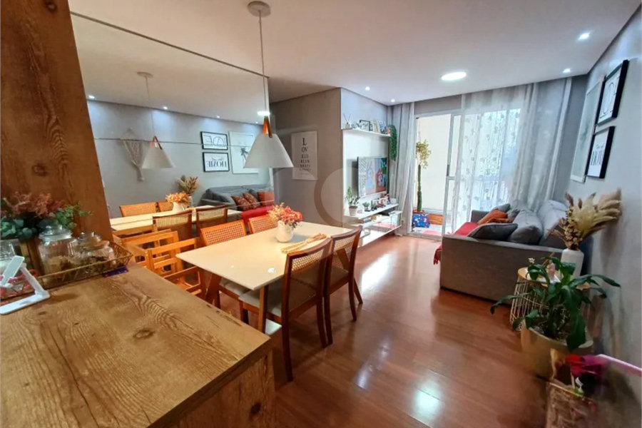 Apartamento à venda com 3 quartos, sendo 1 suíte, em Vila Guilherme, São Paulo, SP