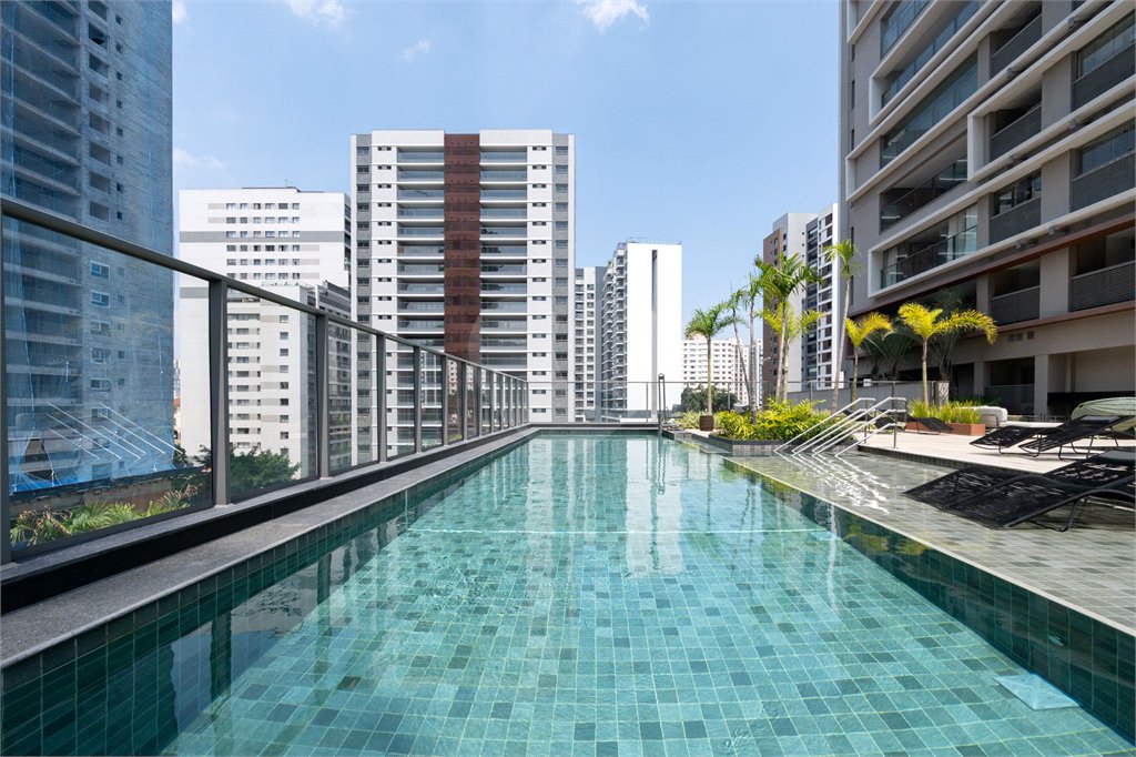 Apartamento à venda com 3 suítes em Vila Clementino, São Paulo, SP