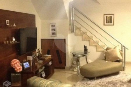 Casa à venda com 3 quartos, sendo 1 suíte,  no condomínio Praça Doutor José Augusto César,12, São Paulo - SP