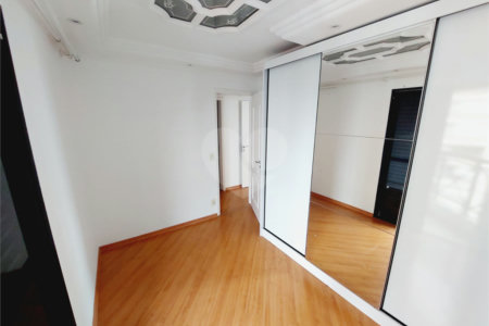 Apartamento para alugar com 3 quartos, sendo 1 suíte, em Vila Leopoldina, São Paulo, SP
